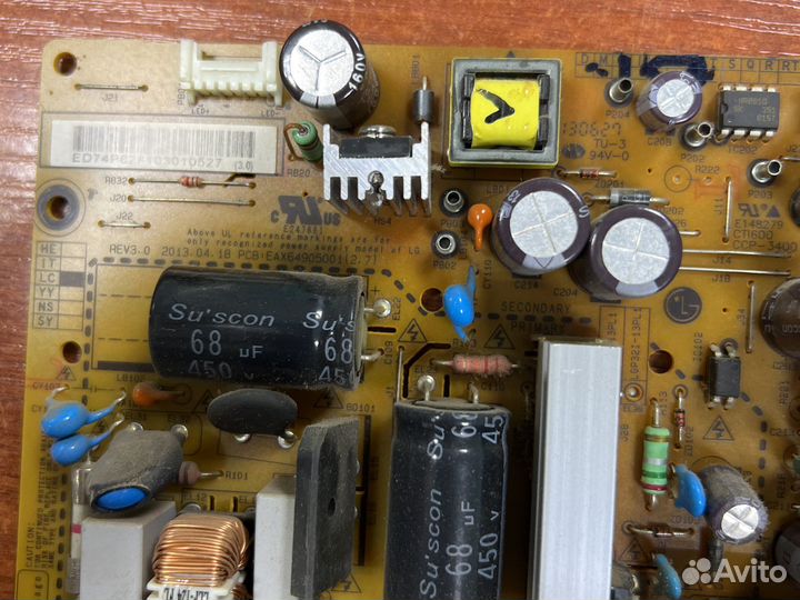Разбор LG 32LA540V