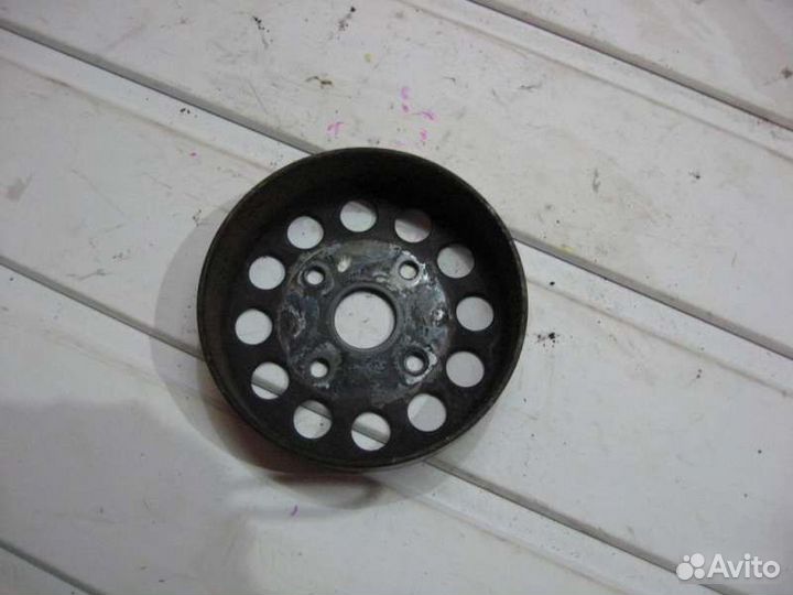 Шкив помпы Hyundai Solaris 2006-2011