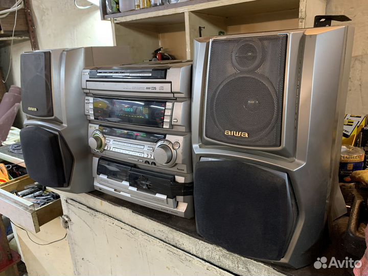 Мощный музыкальный центр Aiwa