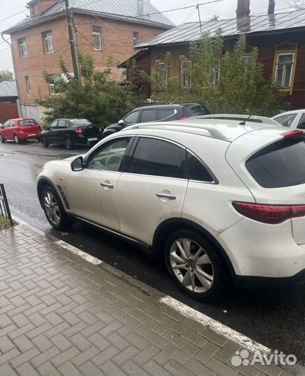 Infiniti QX70 3.7 AT, 2014, 160 000 км