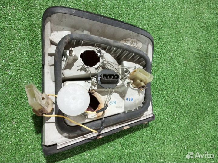 Стоп-сигнал задний правый Bmw 5-Series E34