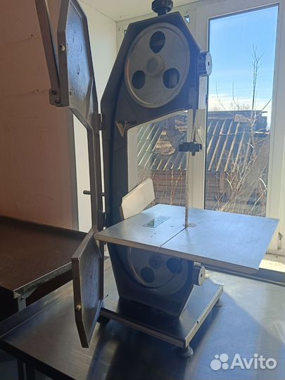 Ленточная пила для мяса