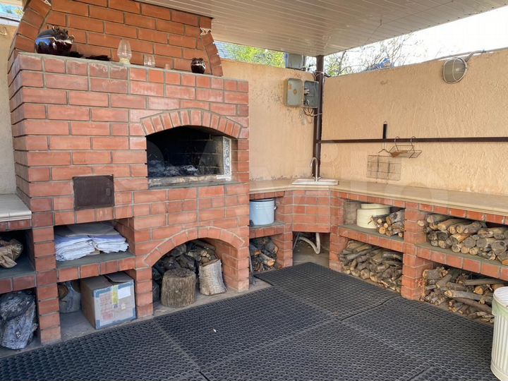 Коттедж 136 м² на участке 18 сот.