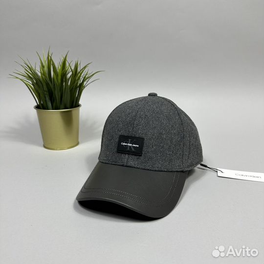 Утепленная кепка Calvin Klein