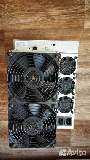 Майнер antminer S19 PRO