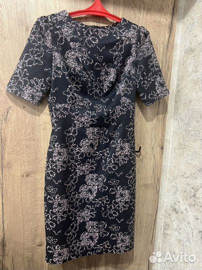 Платья женские, 1 часть, размер 44