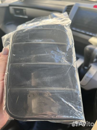 Заглушка в бампер Honda Freed Spike 11-16 год