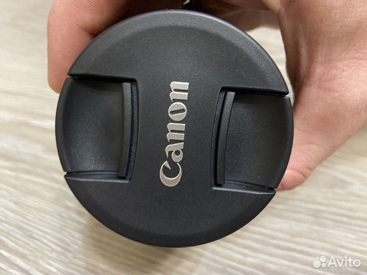 Объектив Canon 24-105