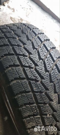 Toyo Winter Tranpath S1 215/65 R16 98Q