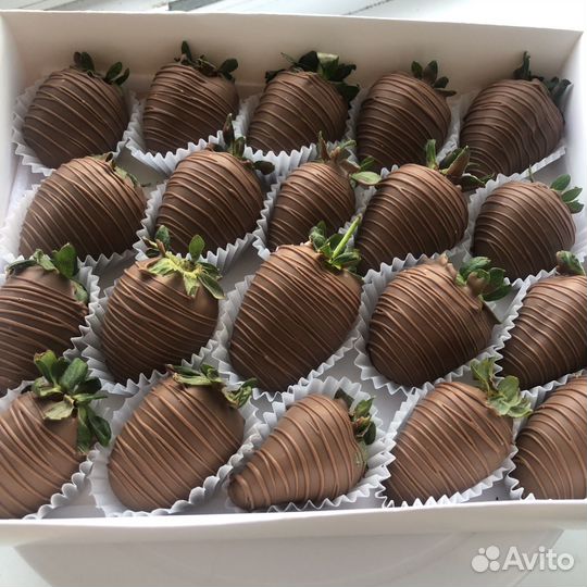 Клубника в шоколаде подарок маме