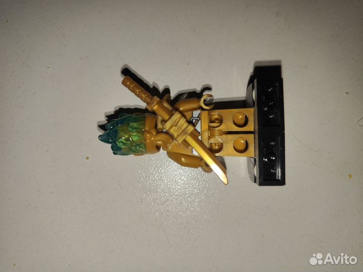 Lego ninjago золотой юбилейный Зейн