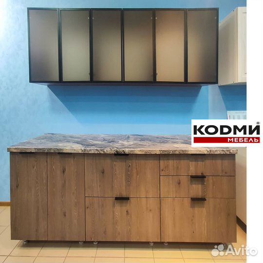 Кухонный гарнитур 2.4 м
