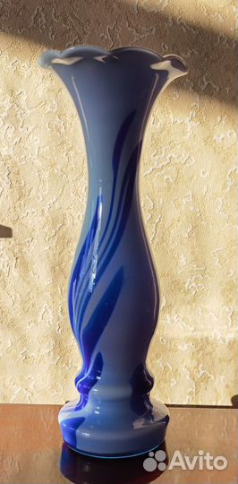 Ваза, цветное стекло