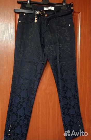 Брюки капри