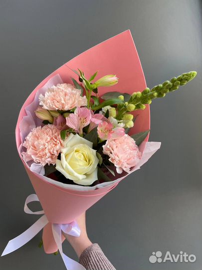 Букет комплимент с доставкой