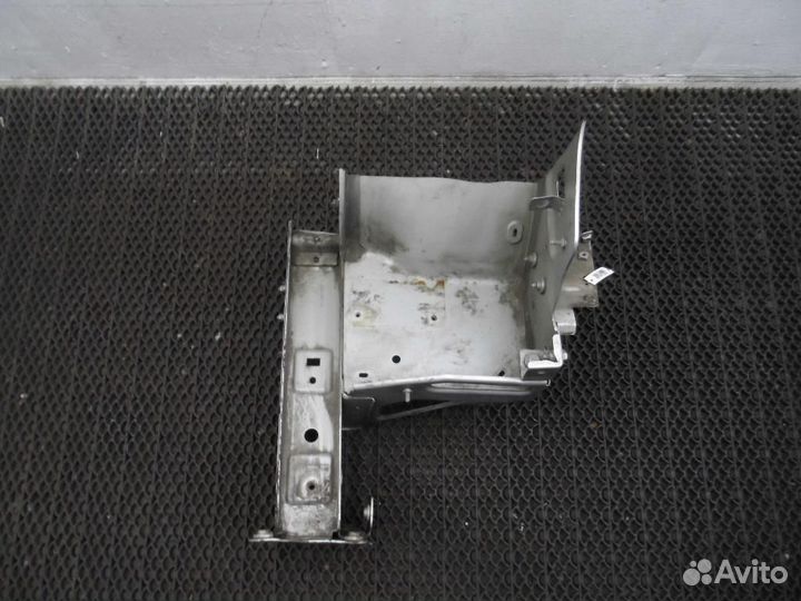 Лонжерон передний левый Renault Master