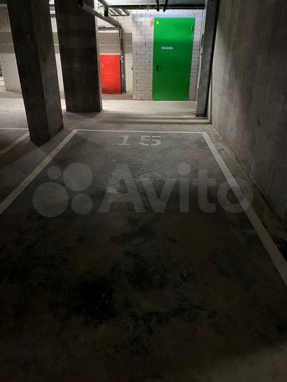 Машиноместо, 13 м²