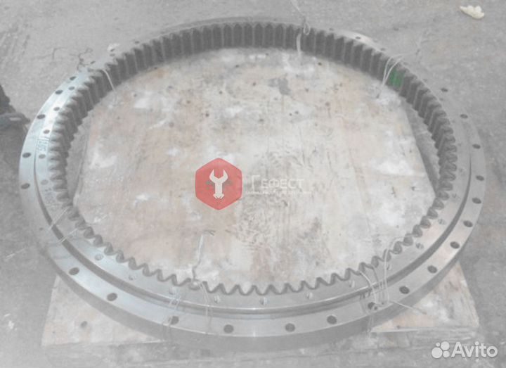 Опорно-поворотный круг Volvo EC140DL 14647521