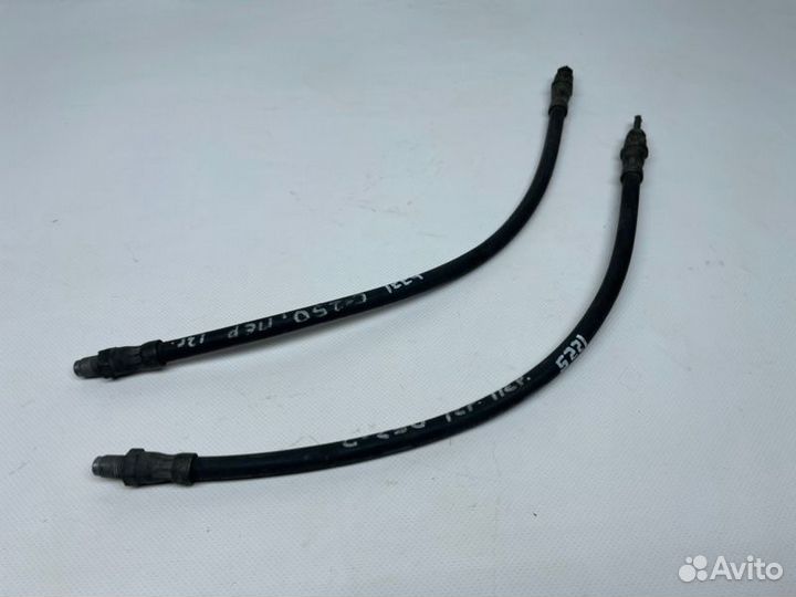 Шланг тормозной передний Mercedes-Benz C W204 1.8