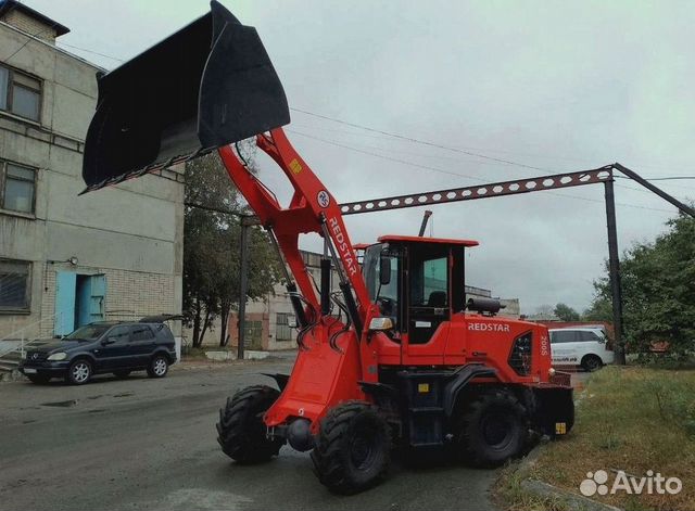 Фронтальный погрузчик Redstar 200S, 2023