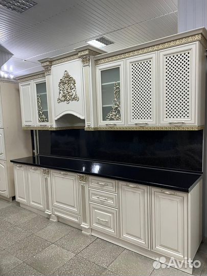 Кухонные гарнитуры новые готовые