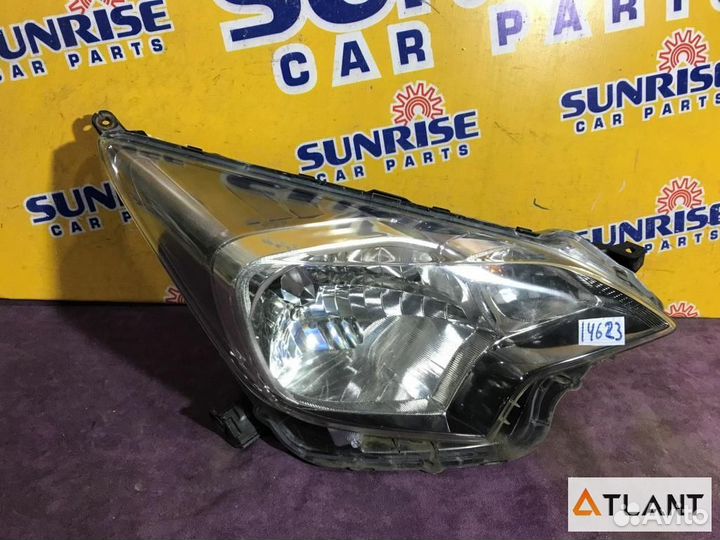 Фара правая toyota ractis