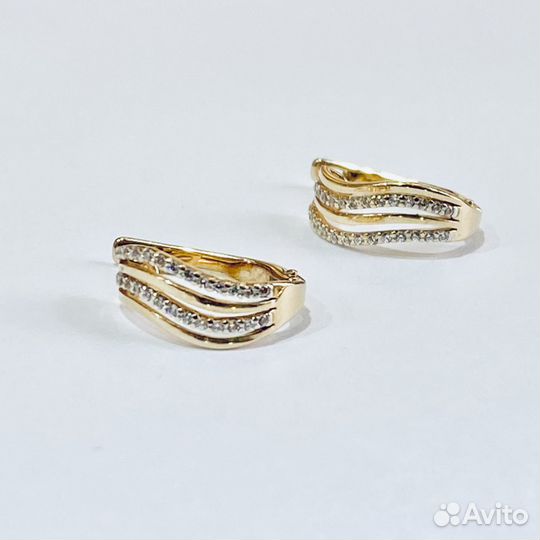 Золотые серьги с камнем