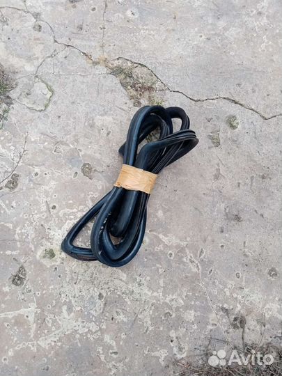 Уплотнительная резинка лобовова стекла ваз 2114