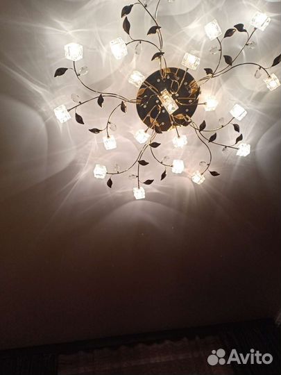 Люстра потолочная