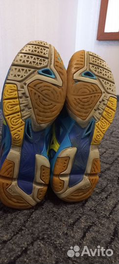 Волейбольные кроссовки mizuno wave tornado x