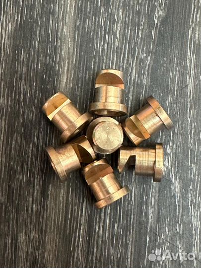 Носик форсунки латунный для вальца катка