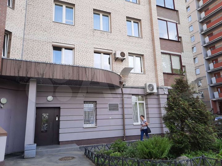 3-к. квартира, 96 м², 2/17 эт.