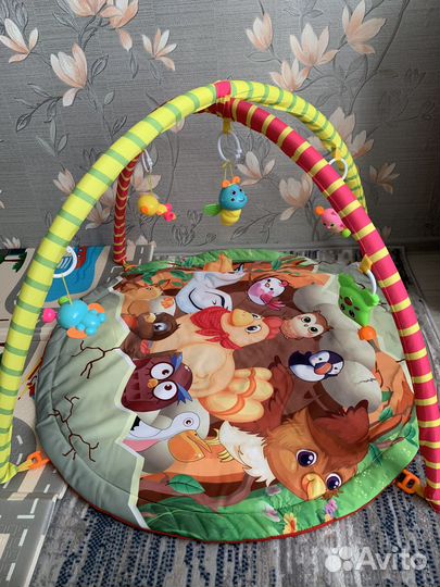 Развивающий коврик новый