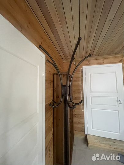 Вешалка напольная