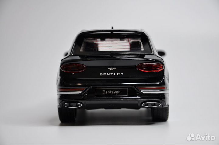 Модель автомобиля Bentley Bentayga металл