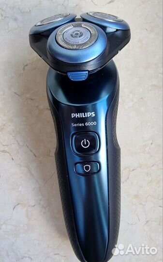 Бритва электрическая Phillips Shaver 6610