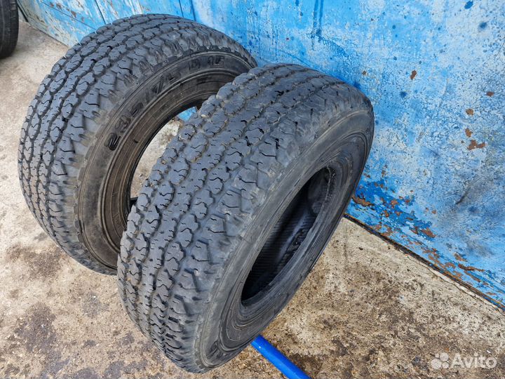 Medved Я-555 235/75 R15 105S