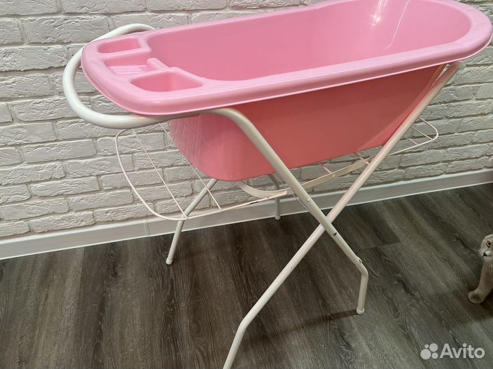 Детская ванночка с подставкой