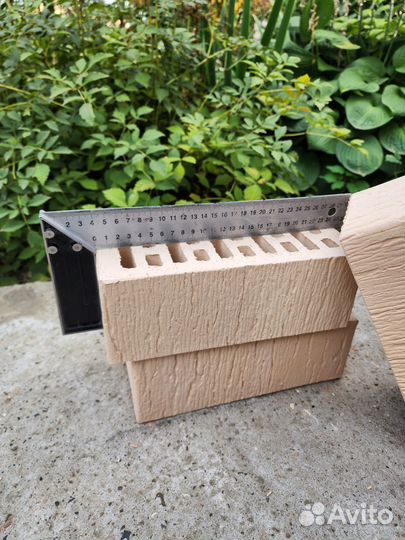 Кирпич облицовочный сливки рустика