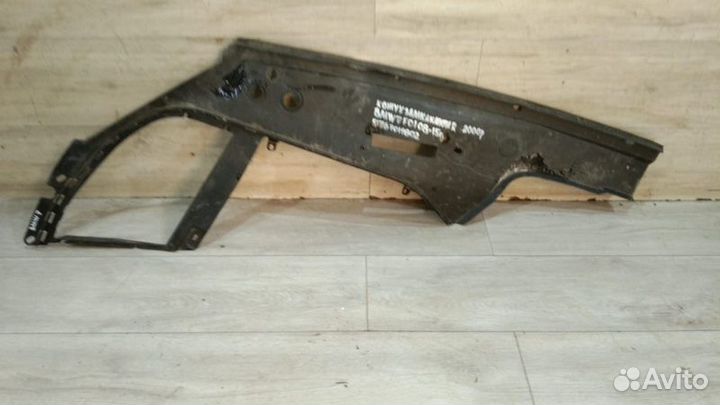 Кожух замка капота правый Bmw 7 F01 С 2008 По 2015