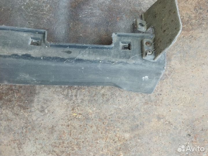 Пластиковая накладка порога Санта фе 3