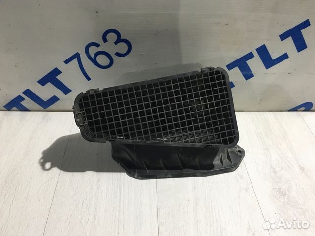 Воздухозаборник печки audi A4 b8