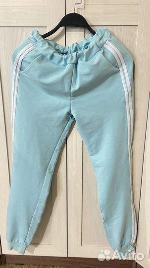 Спортивный костюм женский