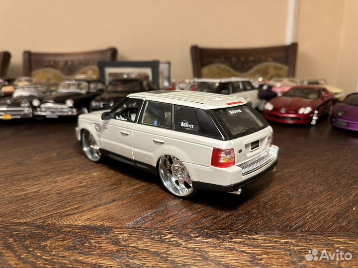 1:18 Maisto Playerz: Range Rover, Mercedes