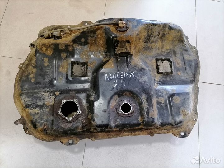 Бензобак Mitsubishi Lancer 8 1996-2003