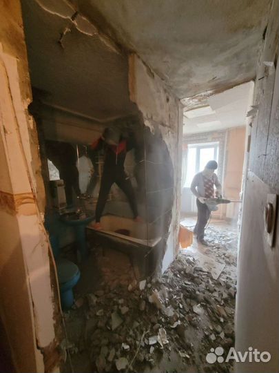 Демонтажные работы в квартирах и помещениях