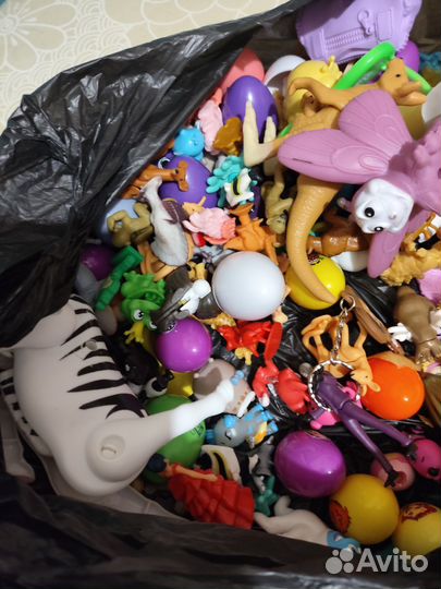 Kinder игрушки