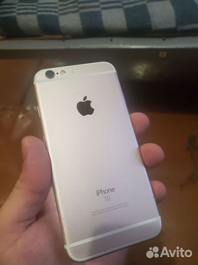 iPhone 6S, 64 ГБ