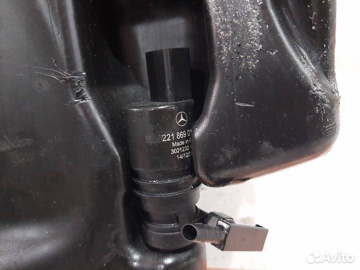 Бачок омывателя Mercedes-Benz C-Класс W204 2012