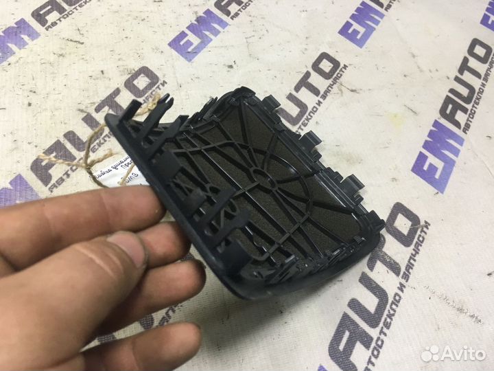 Решетка динамика задняя правая бмв 730D F01 седан